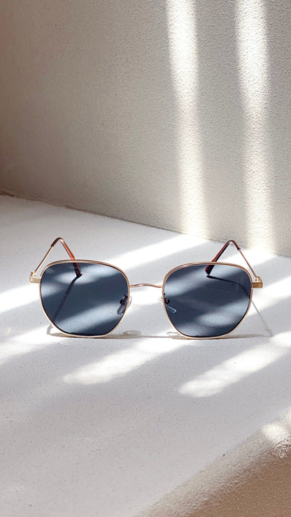 Karmen Sunglasses - Black/Gold