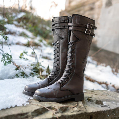 Flat-Heeled Lace-Up Boots